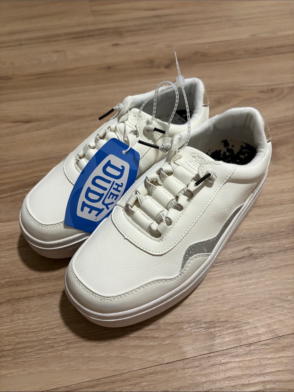 Hey dude Hudson lift metallic white Sneakers size 9 nwt